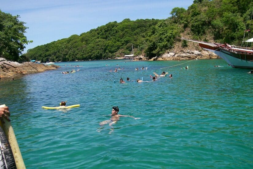 Passeio de barco Lagoa Azul