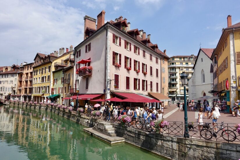 Passeio pelo lago de Annecy