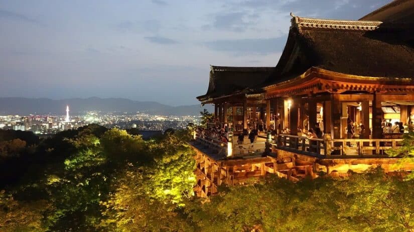 Santuários para visitar no Japão