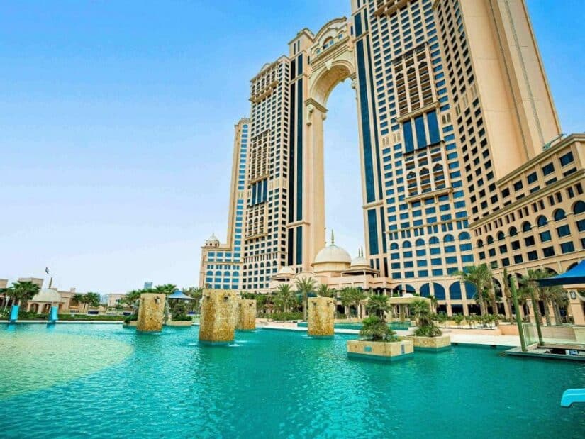 Hotéis 5 estrelas na marina de Abu Dhabi