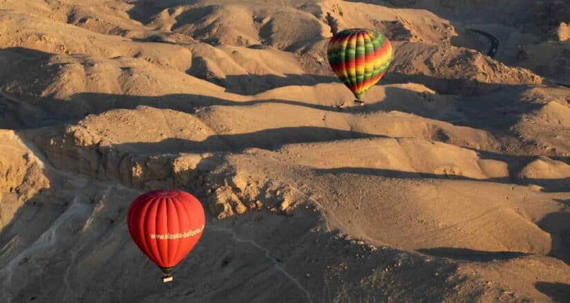 Voo de balão no Egito