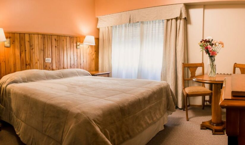hotéis baratos Booking Bariloche