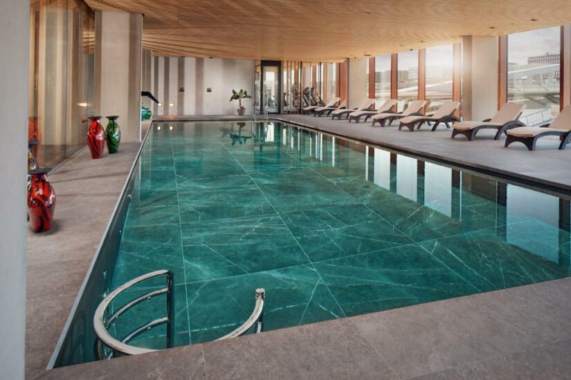 Hotel com piscina em Amsterdam 4 estrelas 