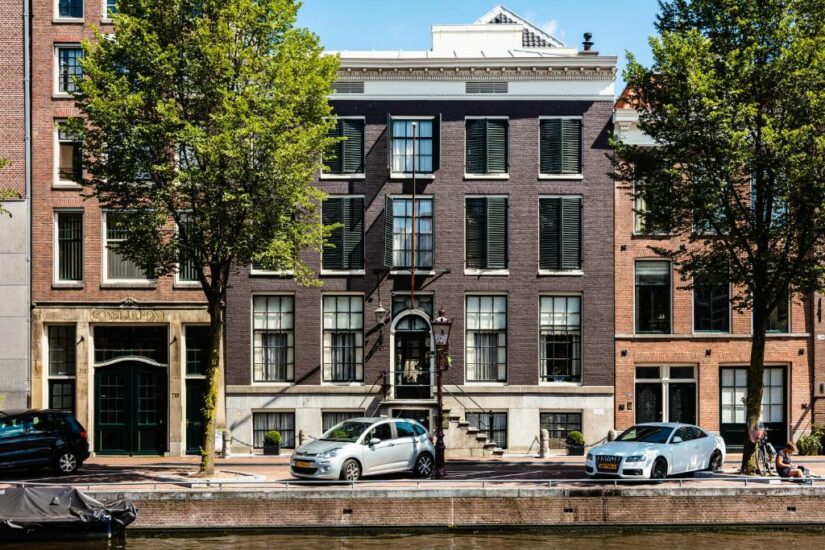 Hotel perto dos canais em Amsterdam