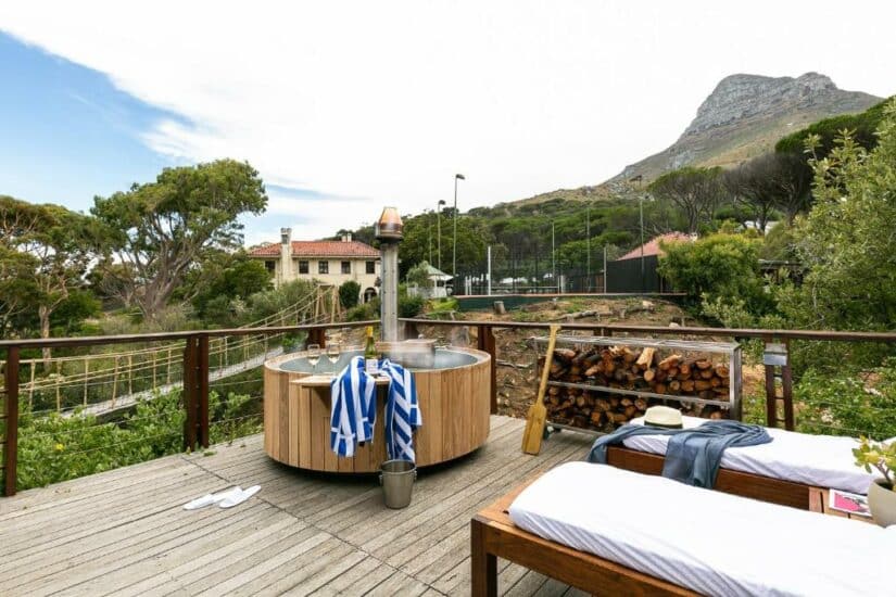 hotel com varanda para Table Mountain
