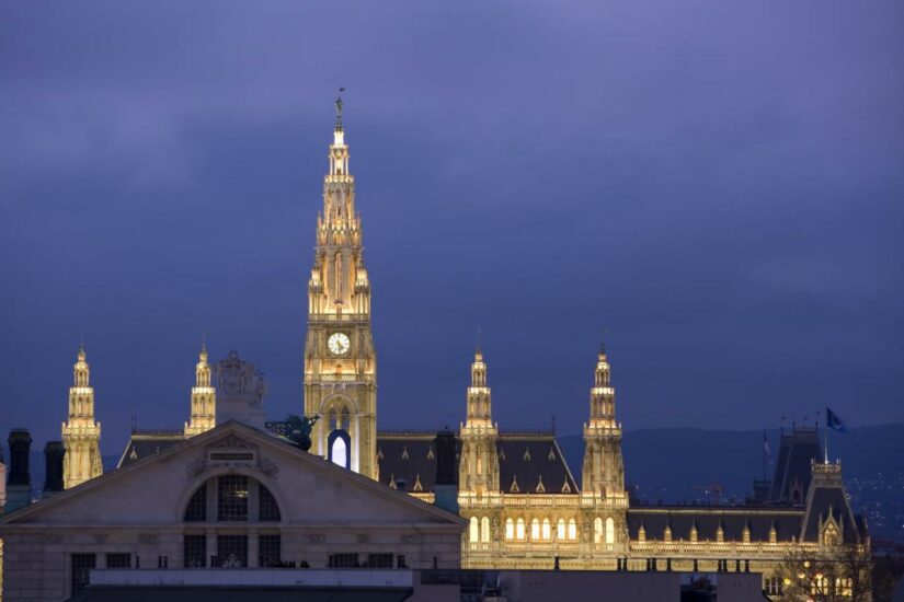 hotel com vista para a Rathaus
