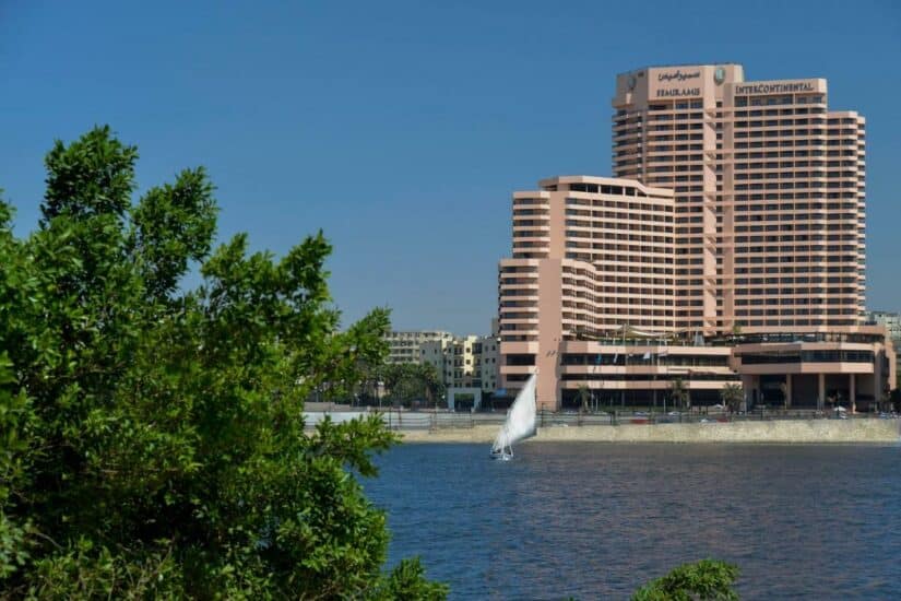 hotel bom e barato no centro do Cairo
