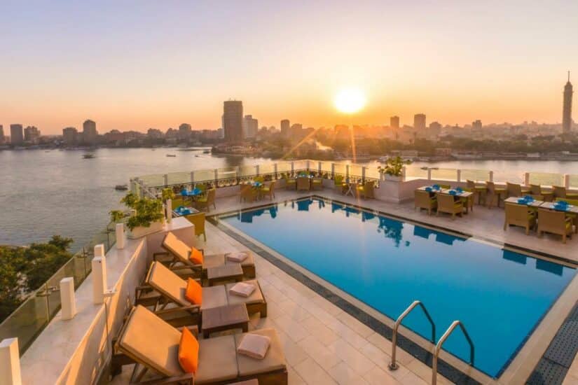Hotel 5 estrelas no Cairo perto das piramides
