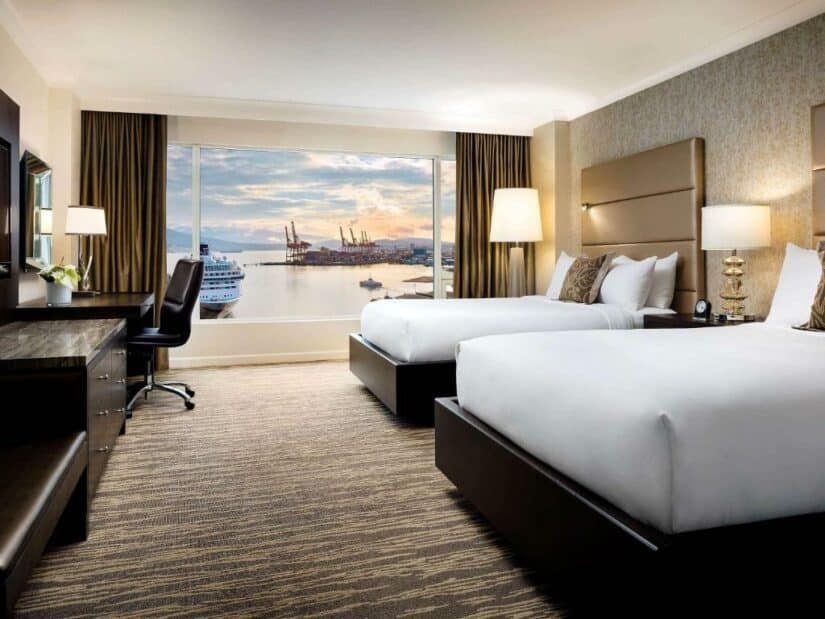 Hotéis 5 estrelas beira mar em Vancouver