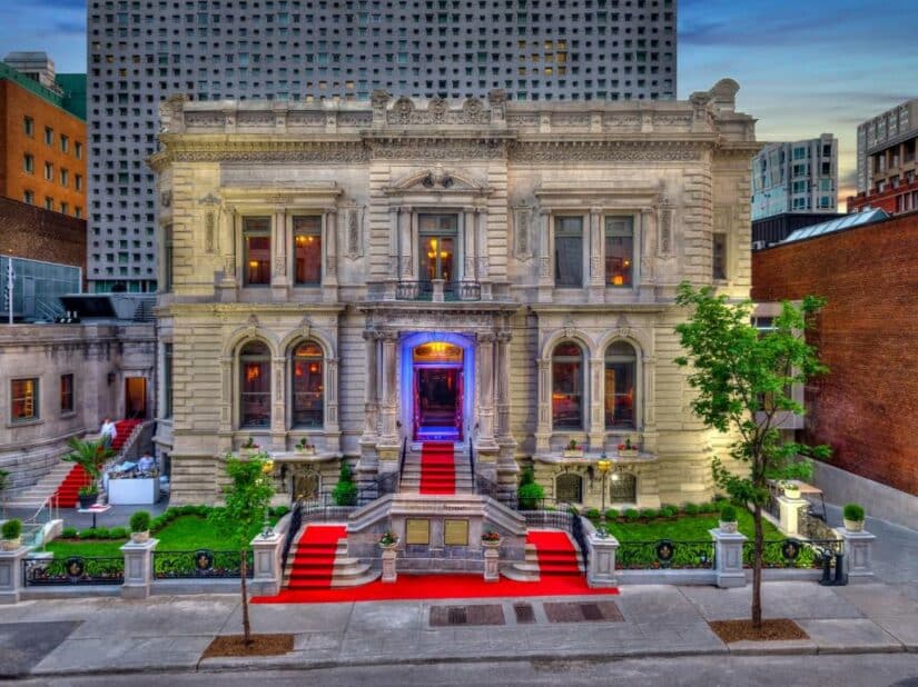 hotel romântico perto da estação em Montreal
