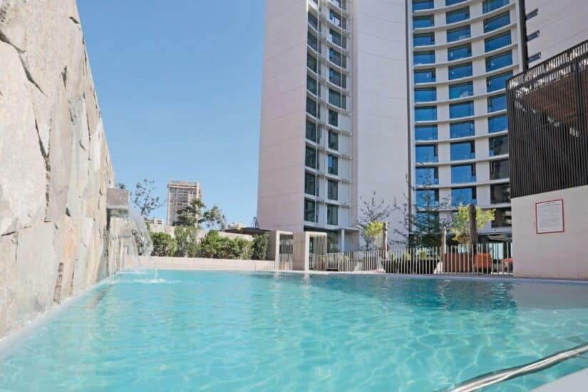 hotel com piscina no centro de Santiago