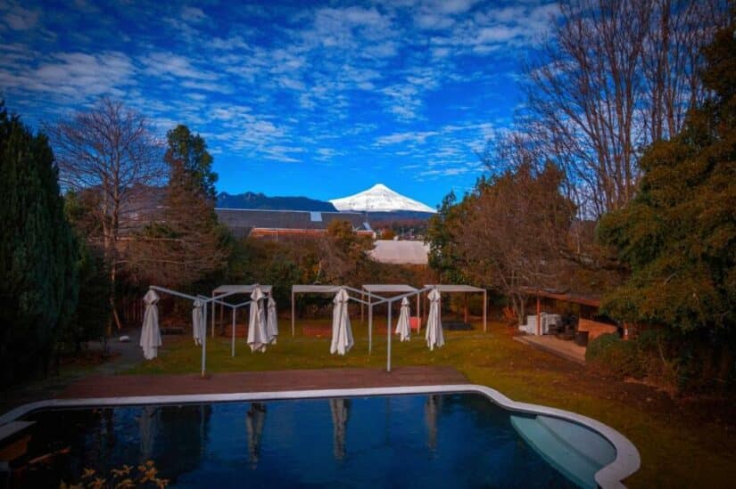 hotel com varanda para o Vulcão Villarrica
