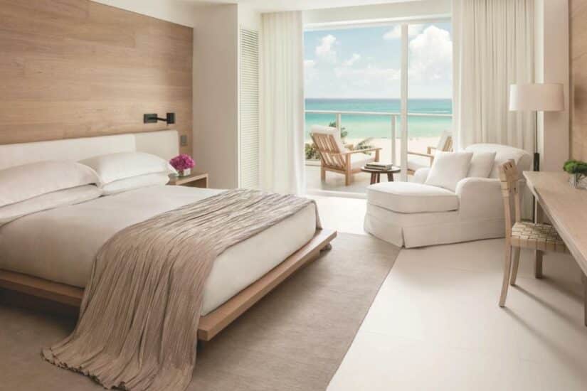 Hotel 5 estrelas em Miami Beach pé na areia