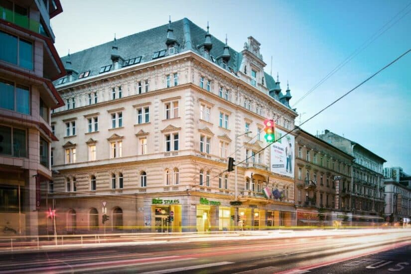 quanto custa a diária no ibis em Budapeste
