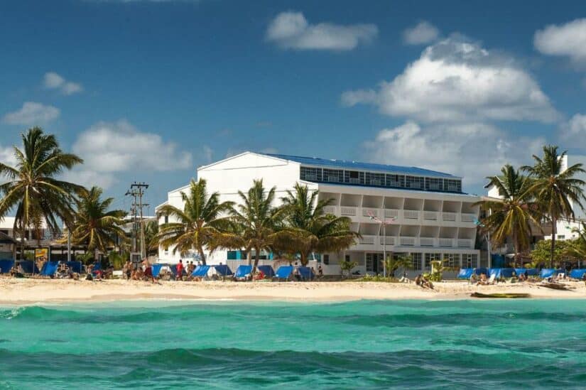 hotel a beira mar em san andres