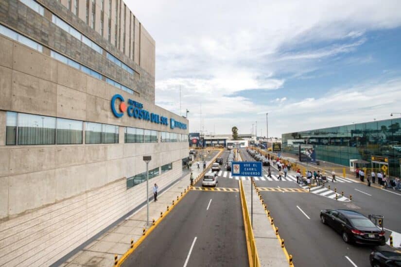 hotéis perto do aeroporto em Lima
