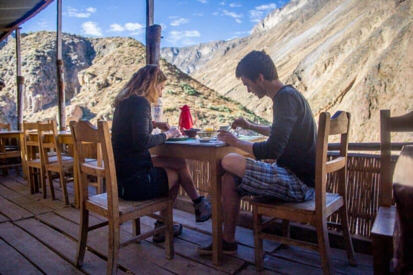 hotel no Peru na montanha com café da manhã 
