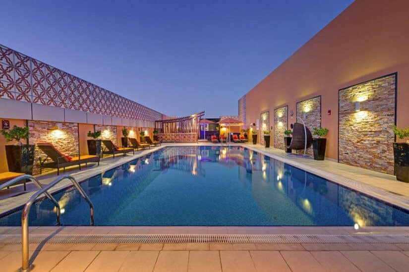 Hotéis no deserto em Dubai com piscina