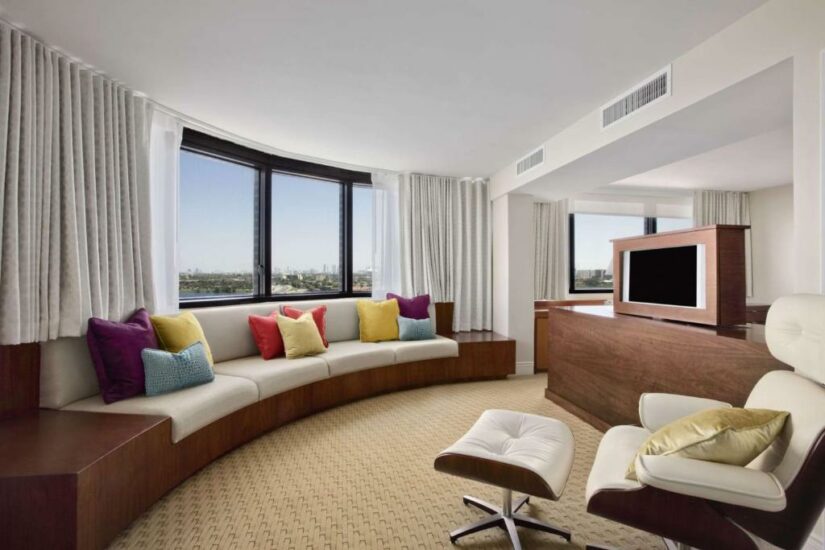 Hotel exclusivo próximo ao aeroporto de Miami