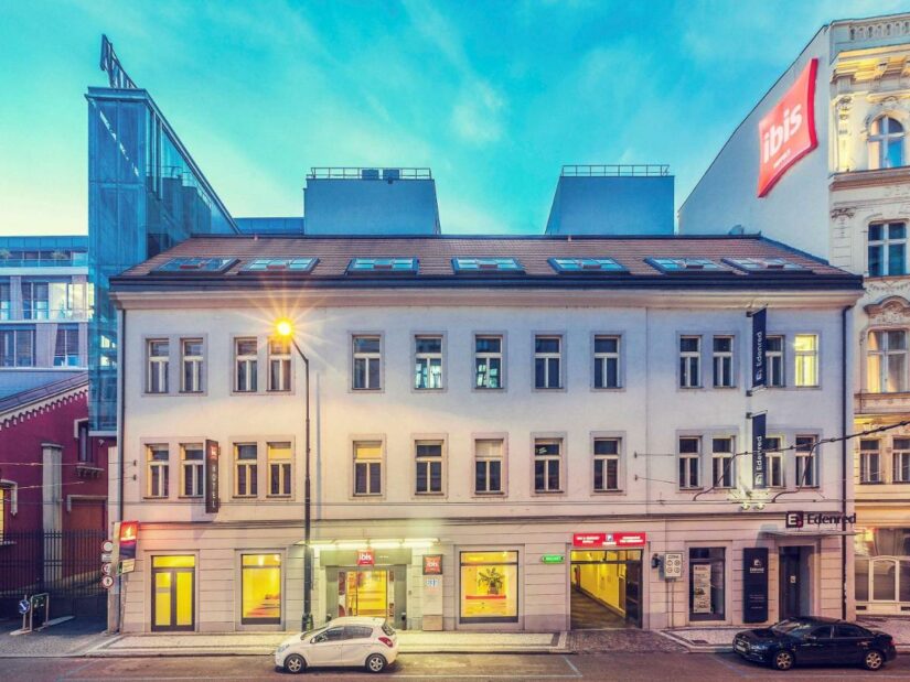 melhor hotel para brasileiros em Praga
