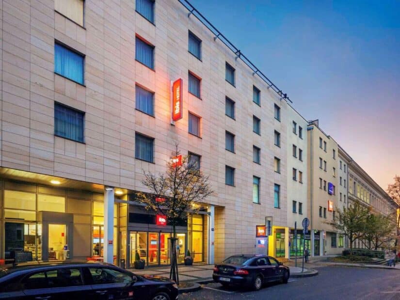 hotel em Praga ibis
