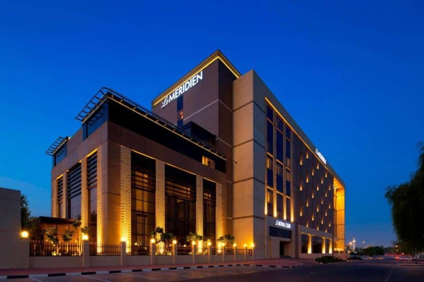 hotéis perto do aeroporto em Dubai
