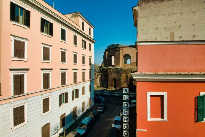 Onde ficar gastando pouco em Roma