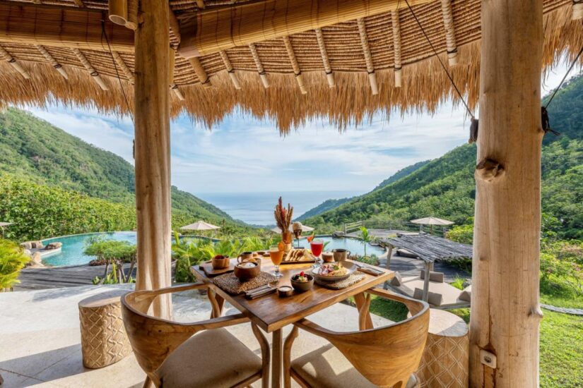 hotel 5 estrelas com café da manhã em Bali 
