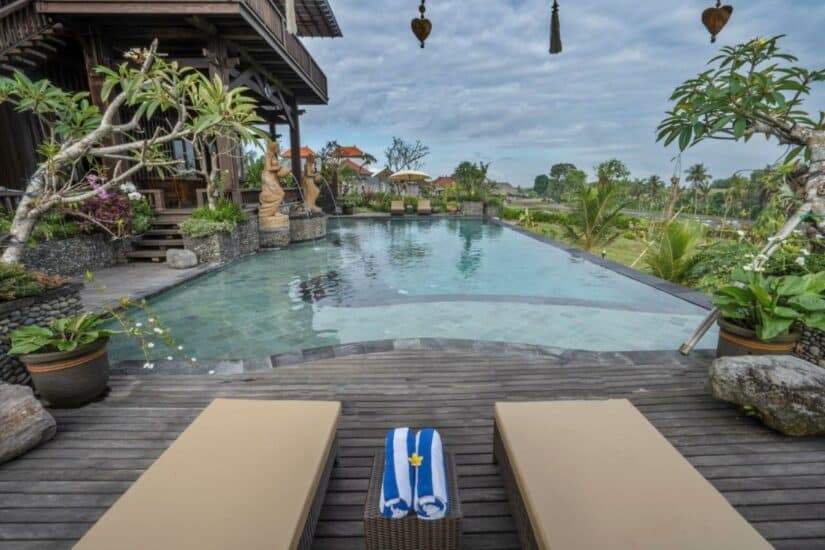 Hotel 5 estrelas e barato em Bali
