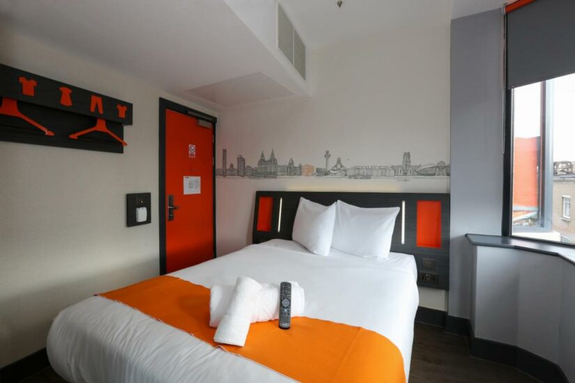 melhor hotel barato em Liverpool
