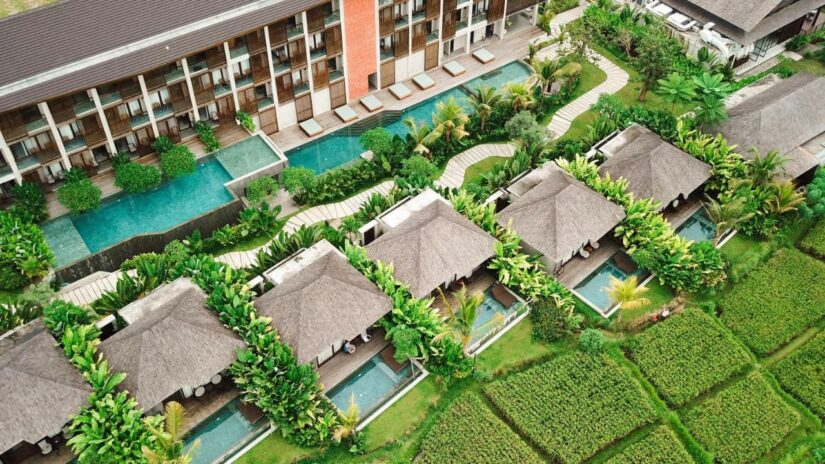 hotel com decoração luxuosa em Bali
