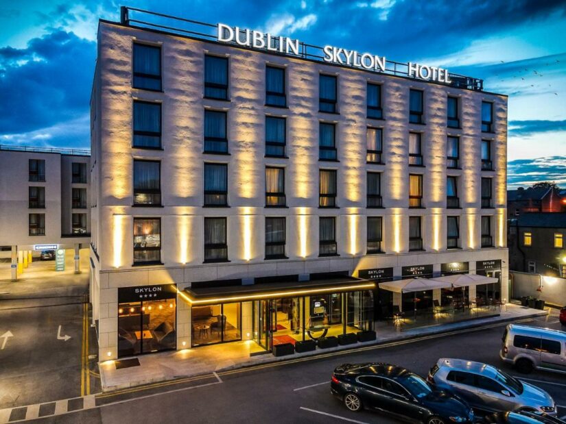 Hotel romântico  perto da estação de trem de Dublin
