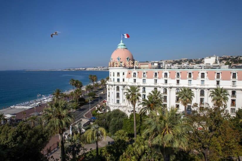 Hotéis perto da praia em Nice 5 estrelas