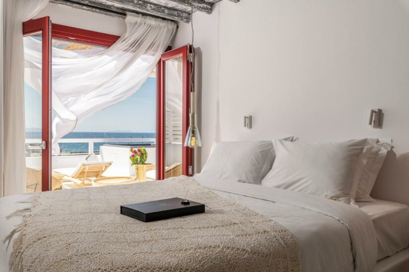 hotéis de luxo em Mykonos com vista do mar