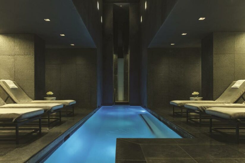Hotel com piscina coberta em Las Vegas
