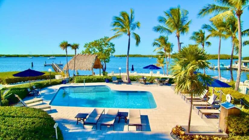 Hotel em Key Largo com praia privativa