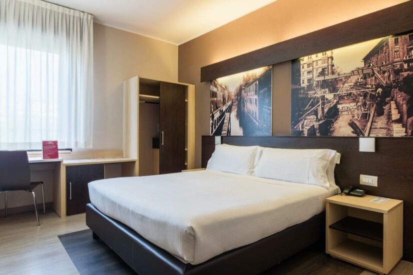 Hotel 4 estrelas bem localizado em Milão
