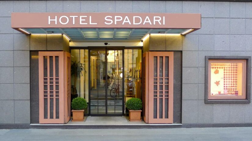 hotel 4 estrelas em Milão
