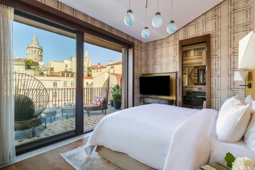 hotel com decoração luxuosa em Istambul
