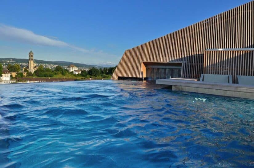 hotéis 5 estrelas com piscina em Zurique