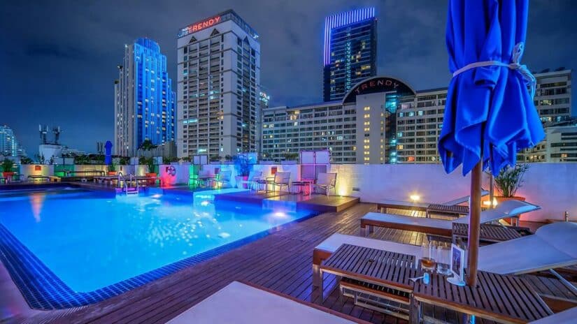hotéis 4 estrelas em Bangkok para casal