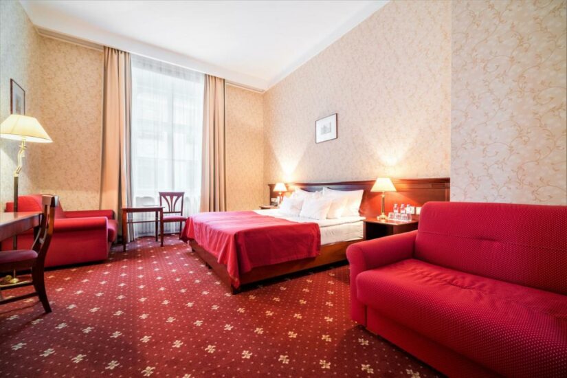 Hotel 4 estrelas bem localizado em Praga
