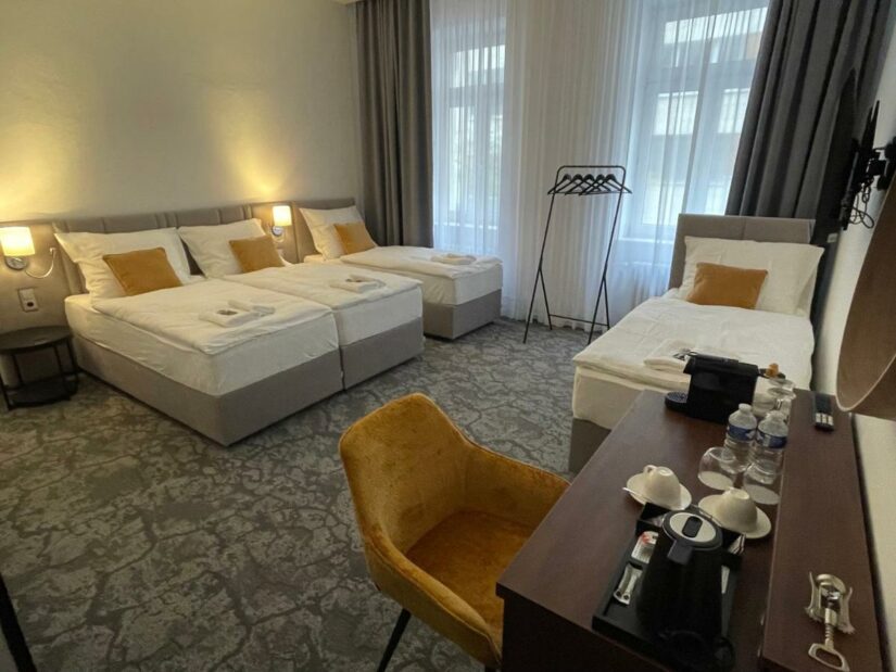 hotéis baratos em Praga
