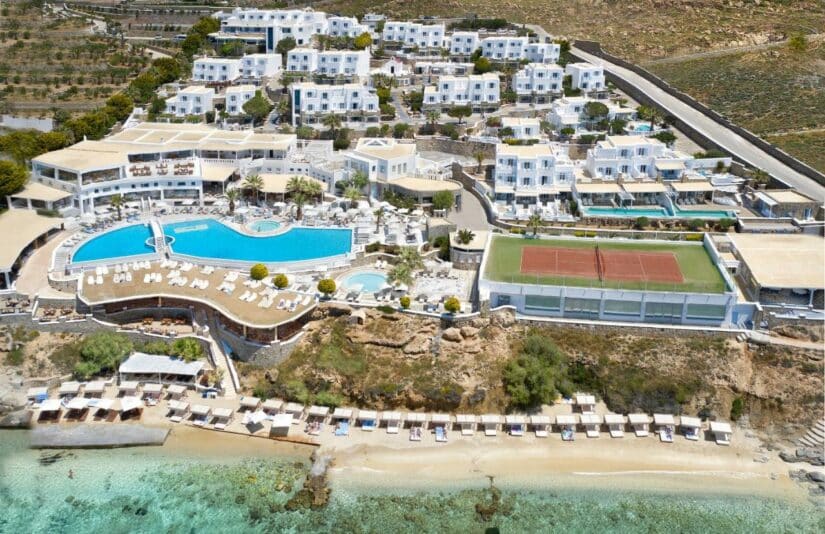 resort com praia privativa em mykonos