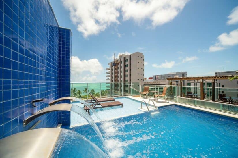 preço dos hotéis em Ponta Verde na beira-mar

