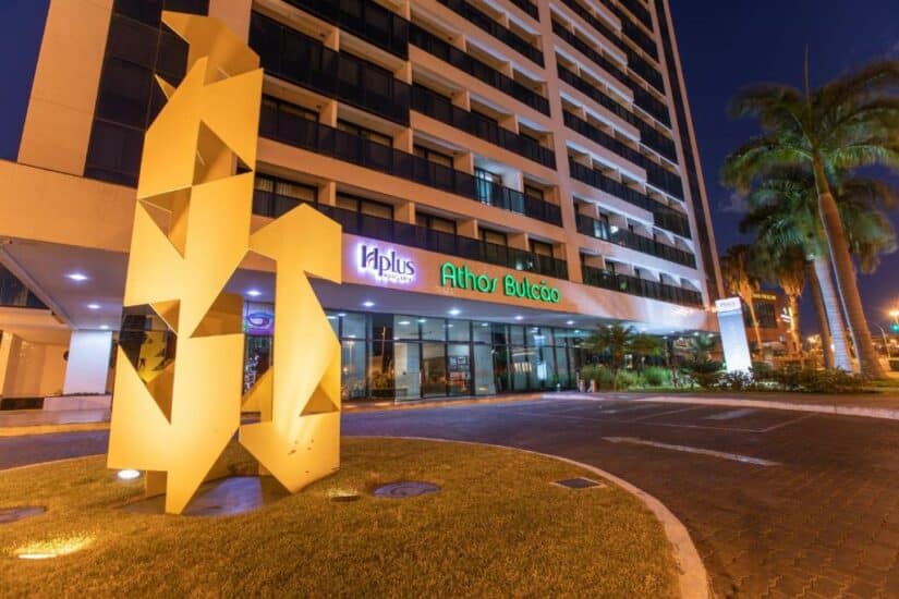 hotéis 4 estrelas próximos à UNB em Brasília