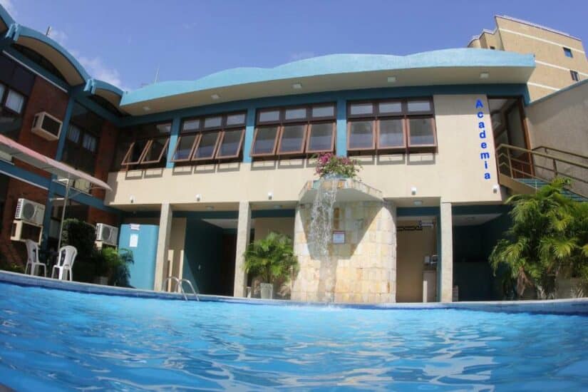 hotéis bem localizados em Fortaleza com piscina