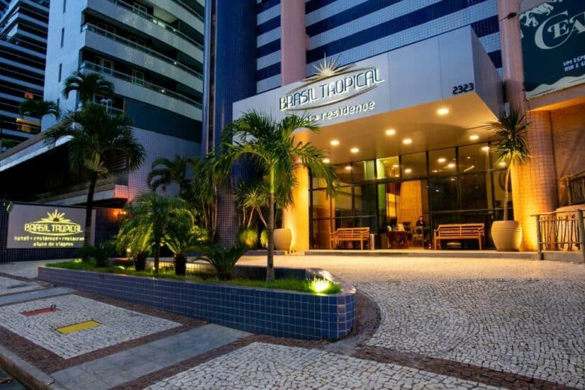 hotéis 3 estrelas na Av. Abolição em Fortaleza