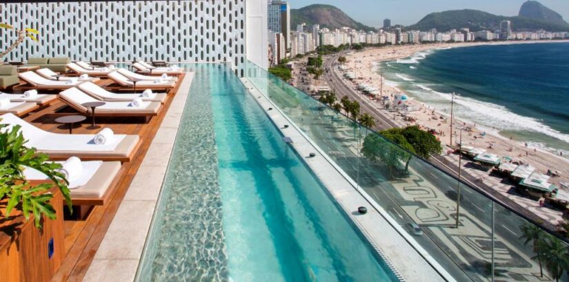 hotéis para o réveillon em Copacabana no RJ beira-mar