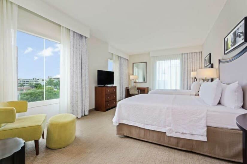 hotel central para brasileiros em Orlando